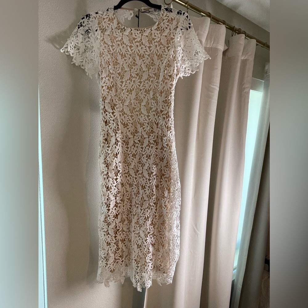 Lace Dress, Open Back - Picture 9 of 9